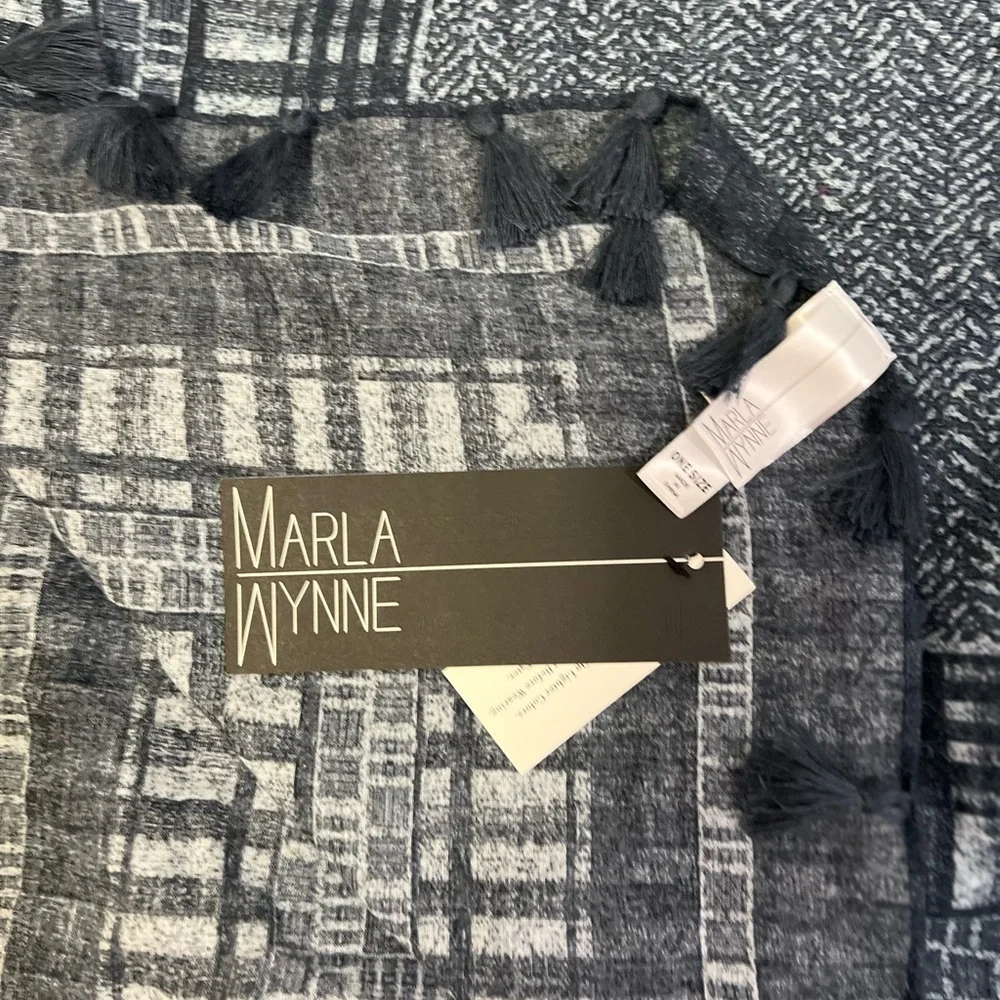 Marla Wynne Lightweight Large Scarf Wrap Tassels Blue-gray New
